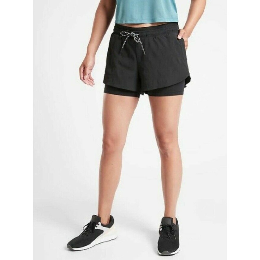 Athleta Trekkie Crest 2 In 1 Shortie Athletic Workout Shorts Size 4 Womens Black